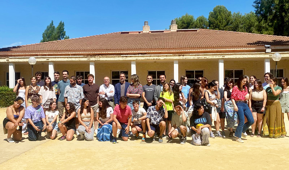Imagen del artículo La XVII Escuela de Jóvenes Escritoras y Escritores andaluces formará a 34 jóvenes talentos literarios